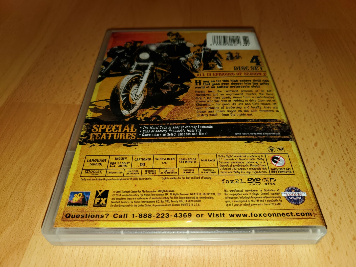 Sons of Anarchy Season Two DVD Set - photo 5