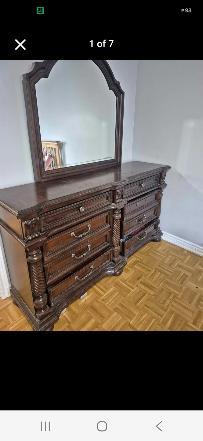 Traditional Dark Wood Dresser with Mirror - photo 3