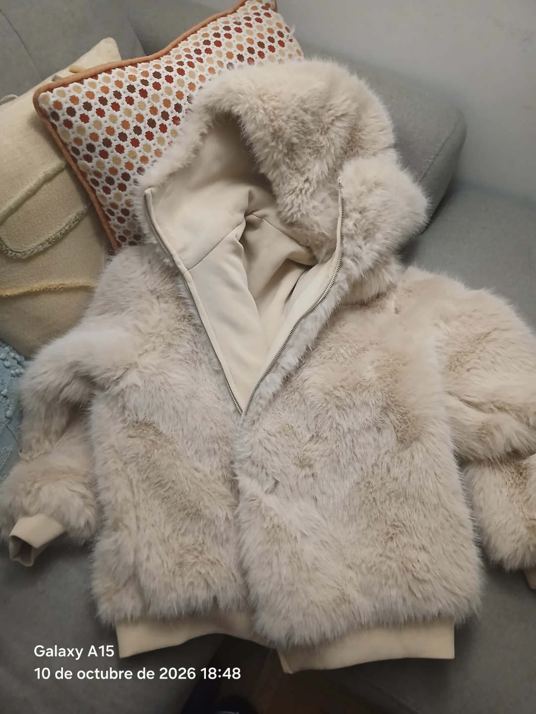 Cream Faux Fur Hooded Jacket - photo 2