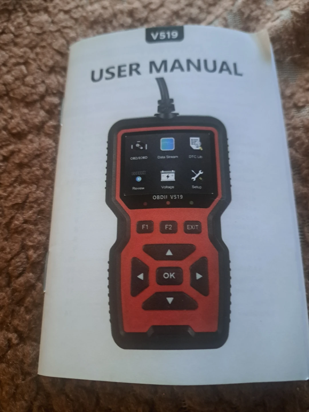 OBDII V519 Car Scanner Diagnostic Tool