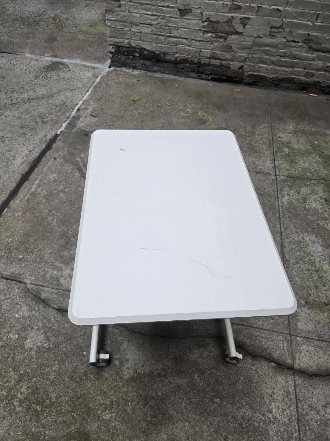 White Adjustable Mobile Desk - photo 2