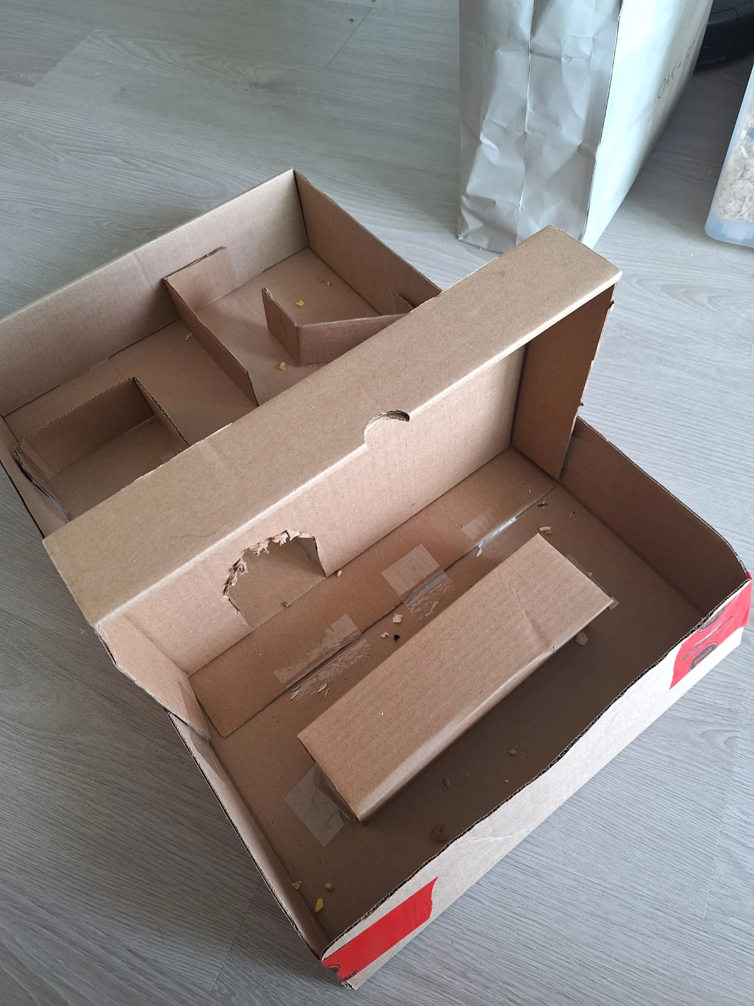 DIY Cardboard Maze for Small Pets - photo 2