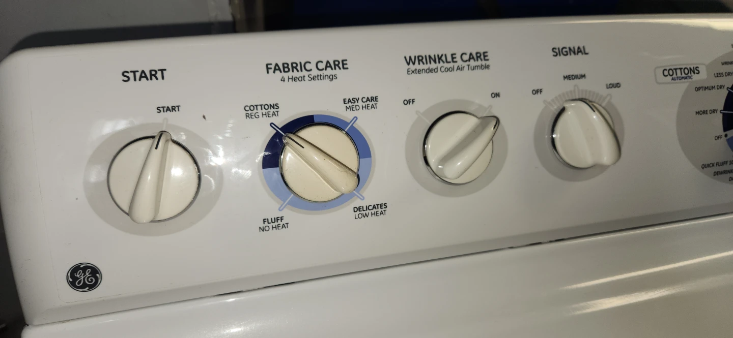 GE Super Capacity Gas Dryer - photo 2