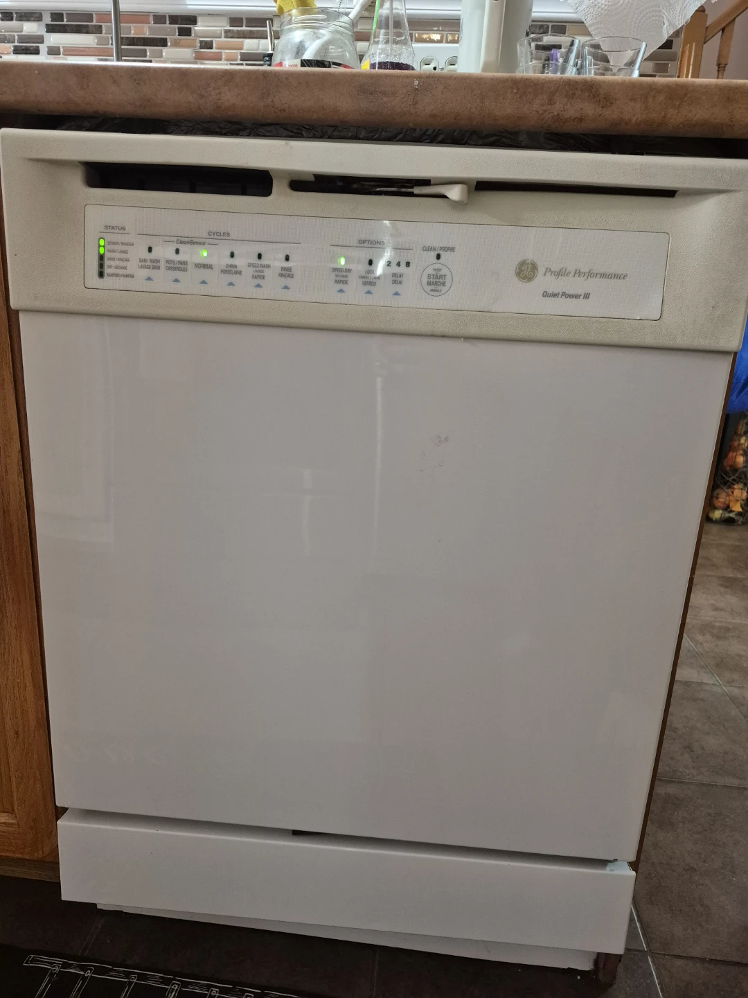 GE Profile Performance Quiet Power III Dishwasher