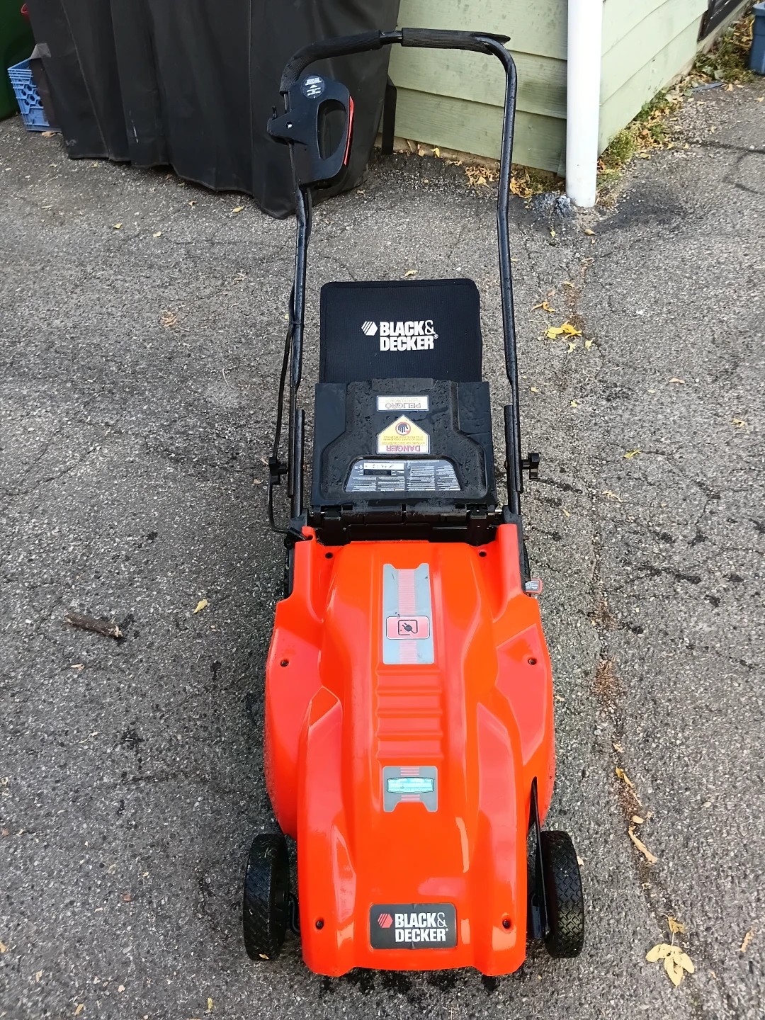 Black & Decker Premium 17" Electric Lawn Mower - photo 2