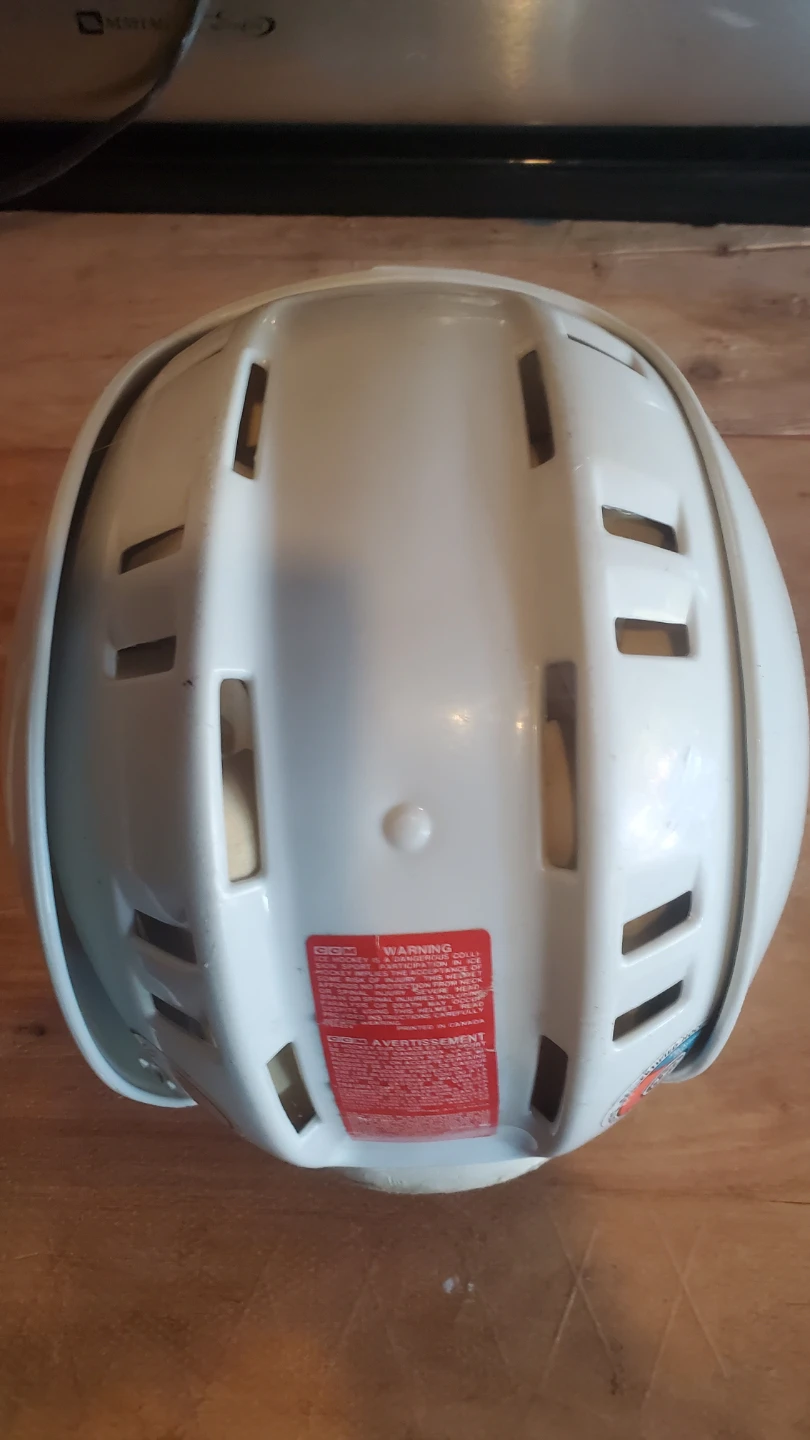 CCM White Hockey Helmet - photo 3
