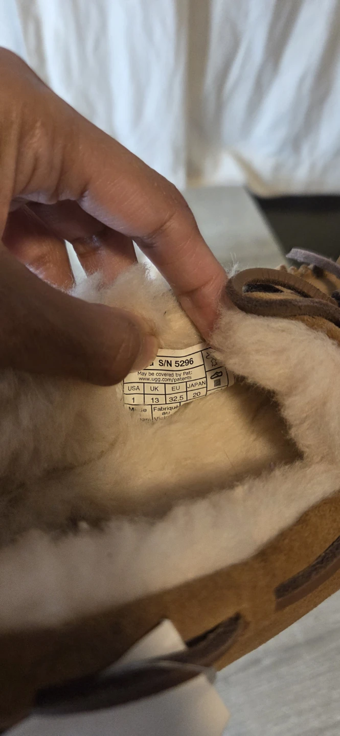 UGG Kids Slippers - photo 3