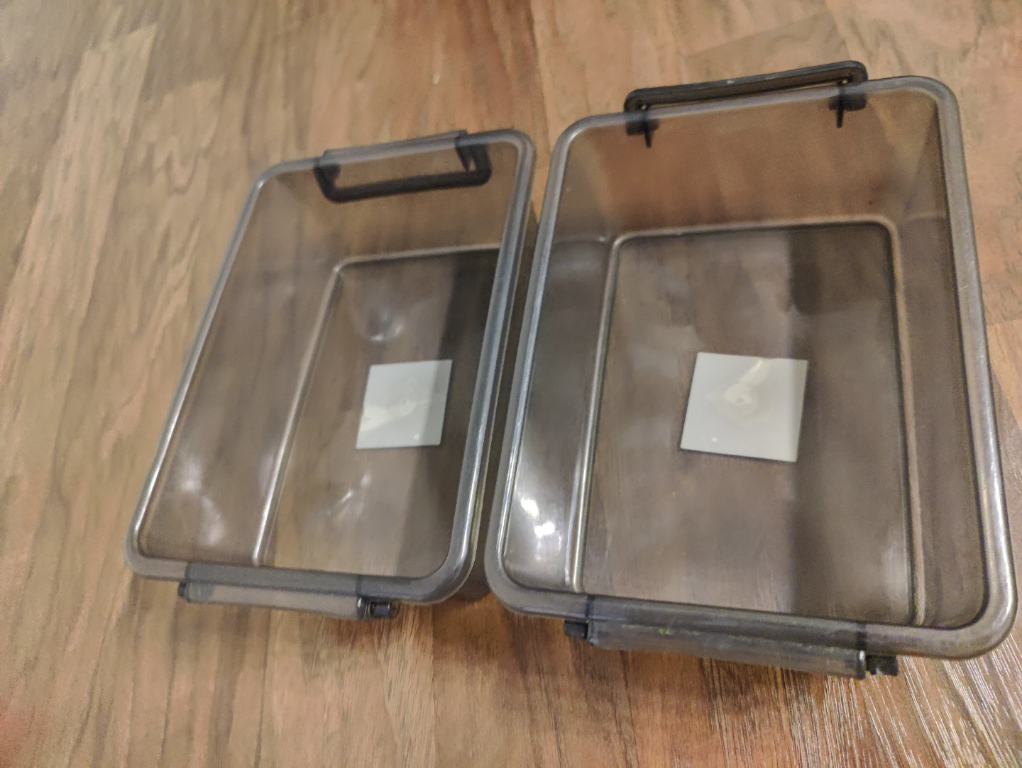 Set of assorted plastic storage bins - photo 5