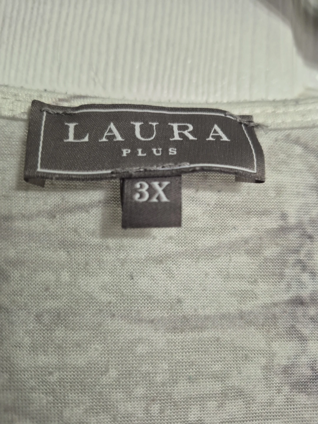 Ladies Size 3X Top - photo 3