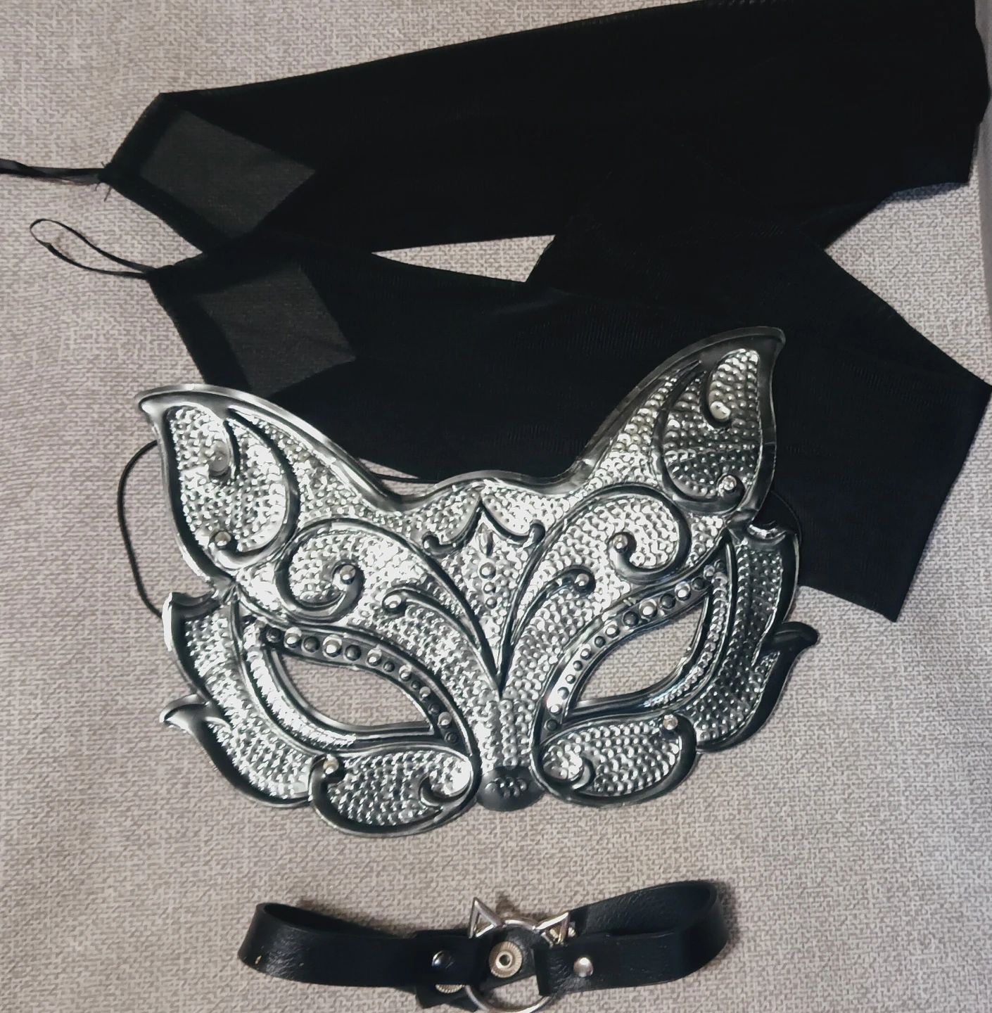 Cat Masquerade Set with Mask, Choker, and Sleeves