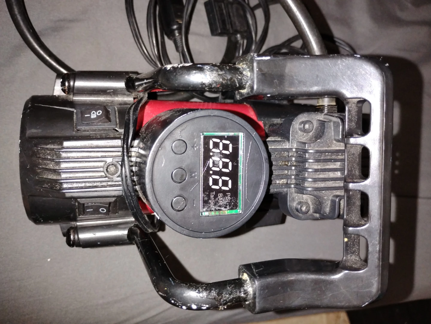 Motomaster Programmable Direct Drive Air Compressor - photo 2