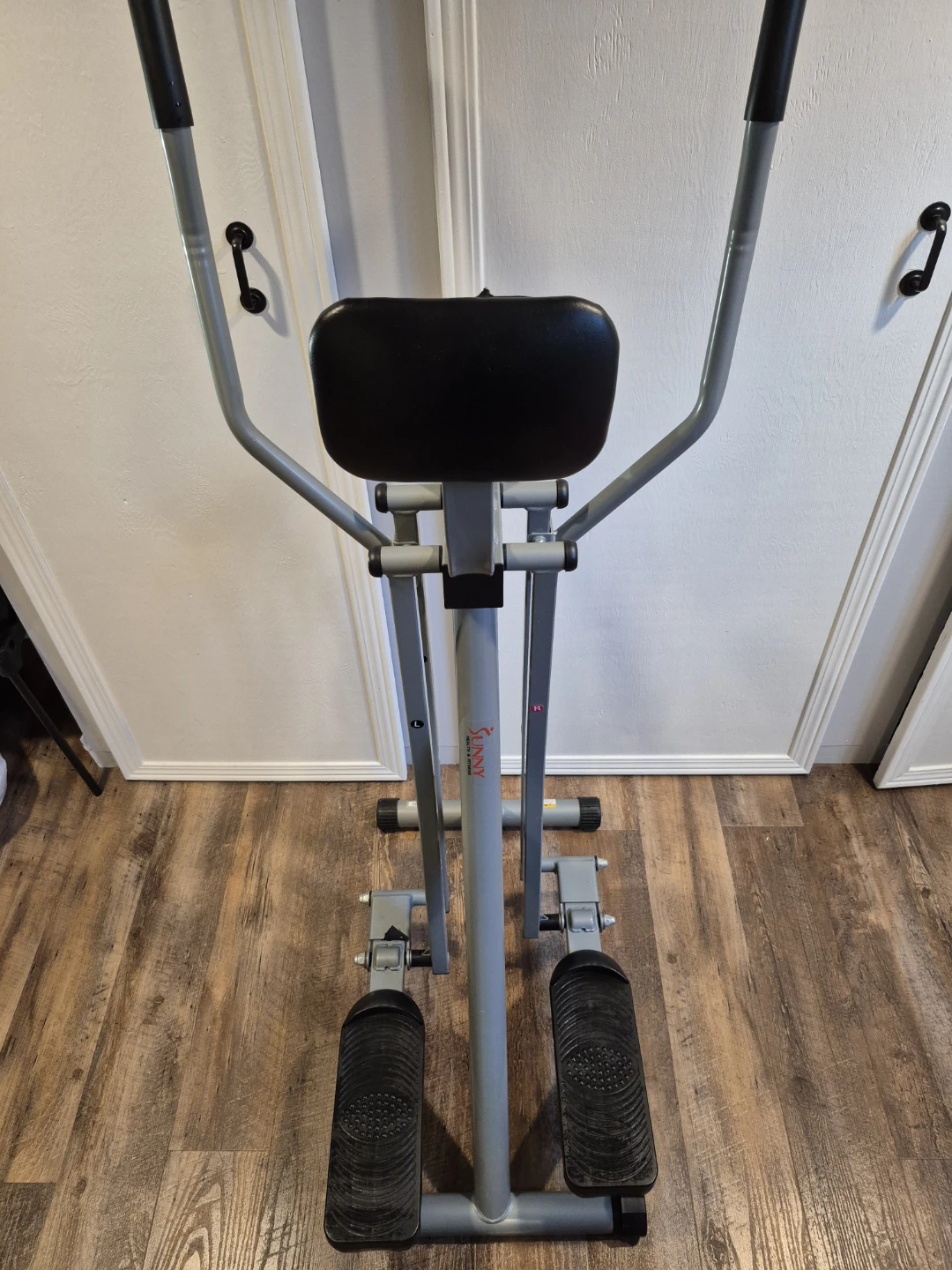 Folding Elliptical / Glider (Sunny Health SF-E902) - photo 4