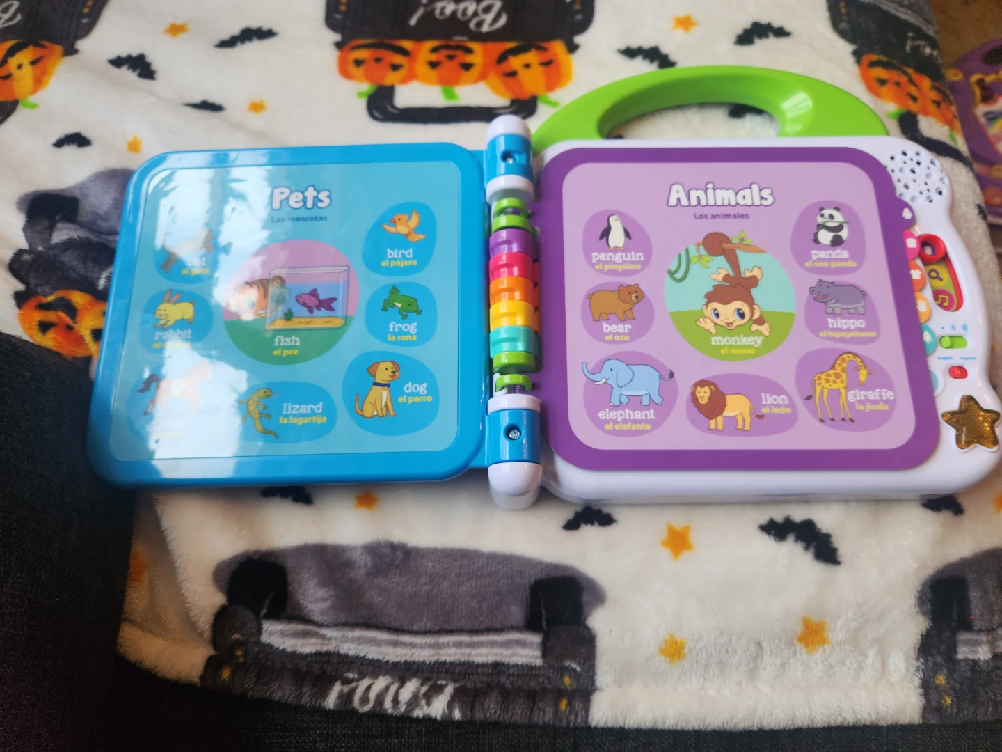 Leaning book - photo 2
