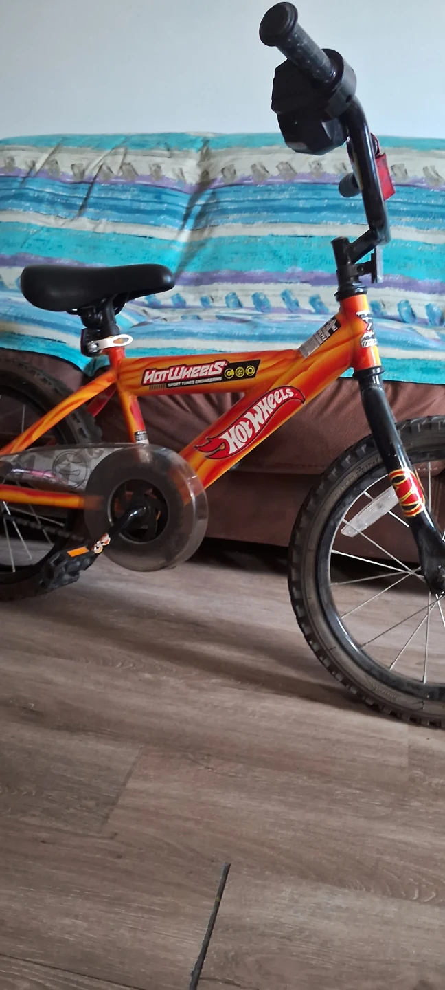 Hot Wheels Kids Bicycle - photo 2