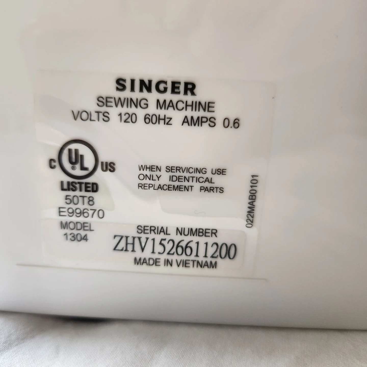 Singer Start 1304 Sewing Machine with Accessories - photo 2