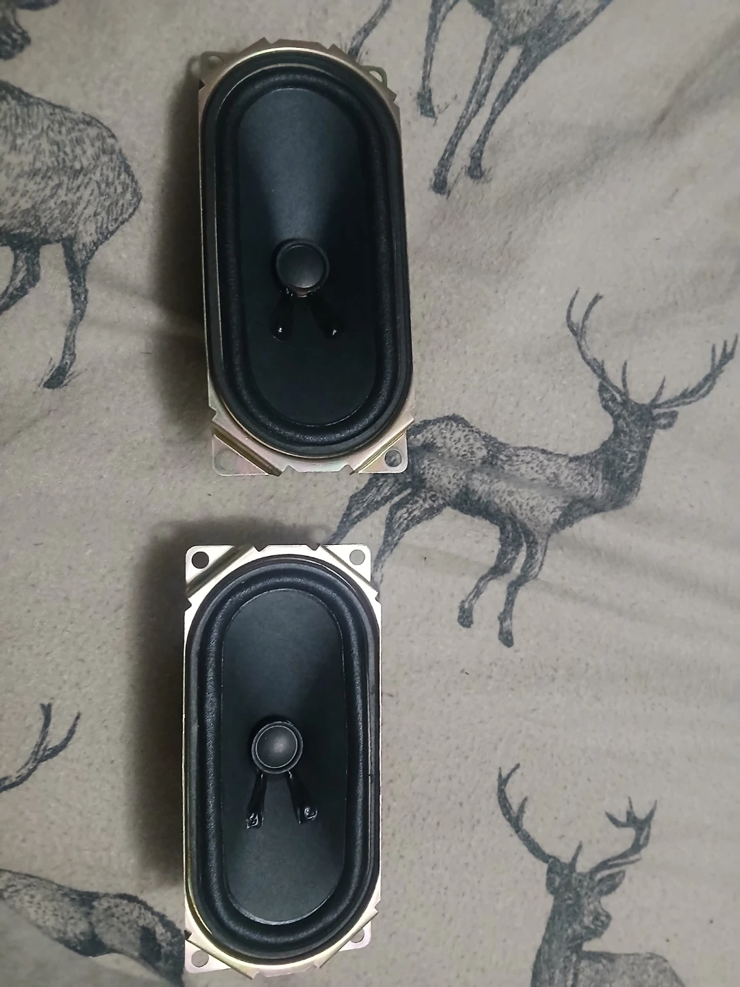 T.V Box Speakers - photo 2