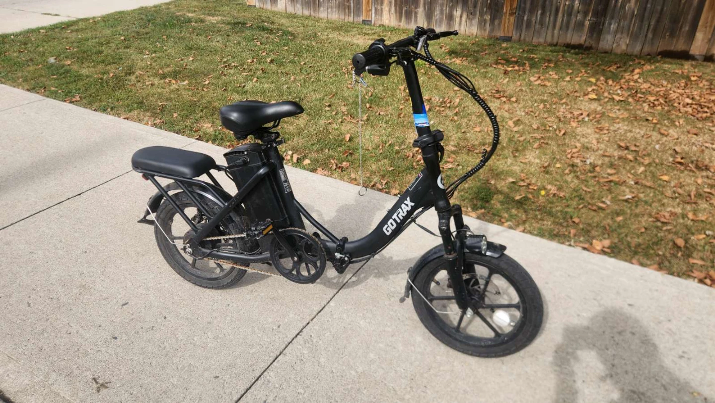 Gotrax Folding Electric Bike - photo 2