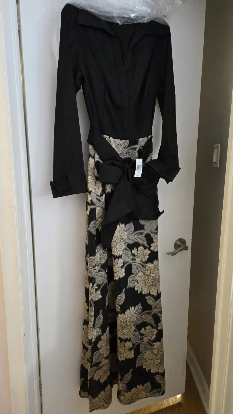 Betsy & Adam Floral Formal Gown Size 14 - photo 2