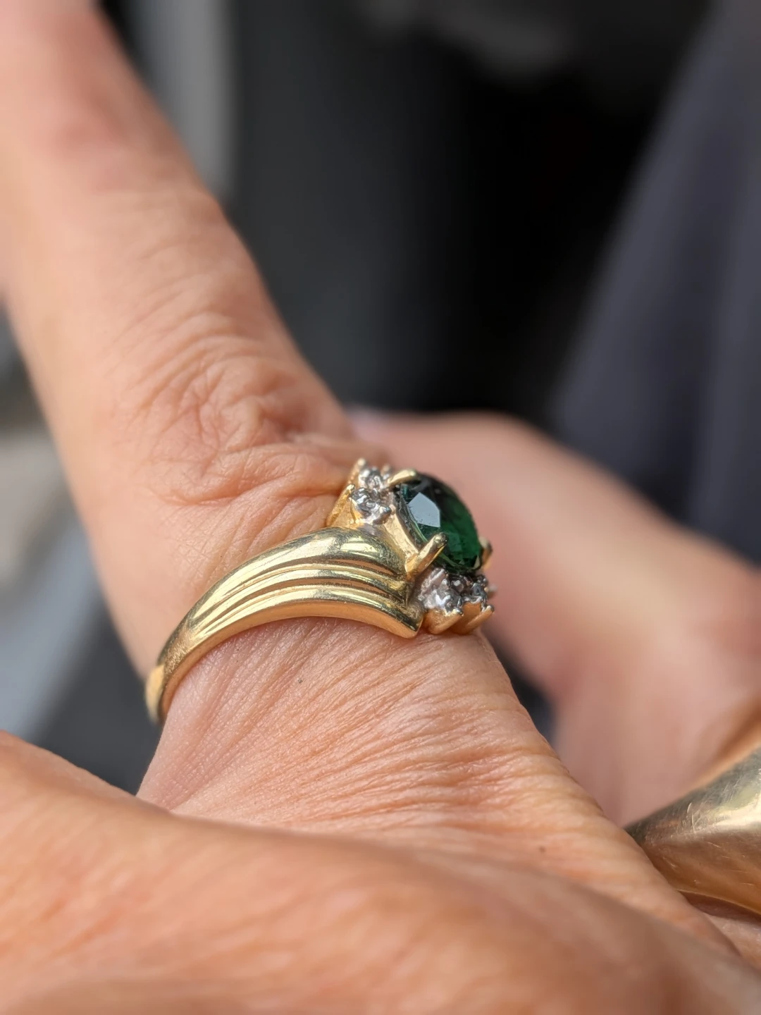 With Colombian emerald and diamonds - photo 2