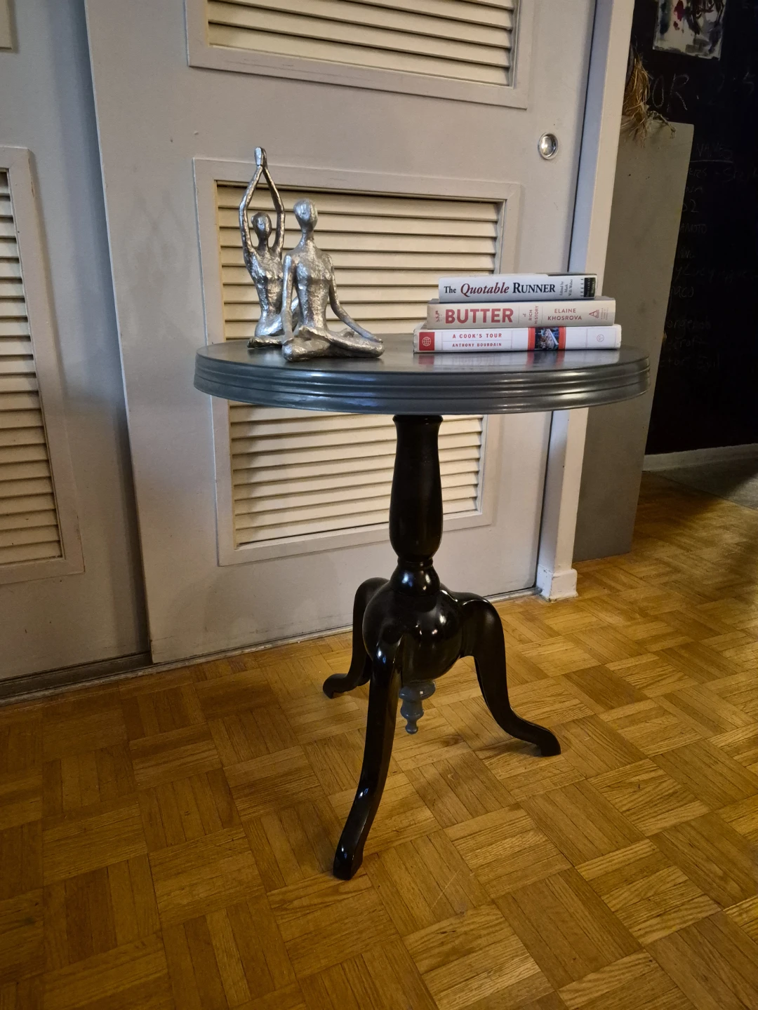 Round Accent Table