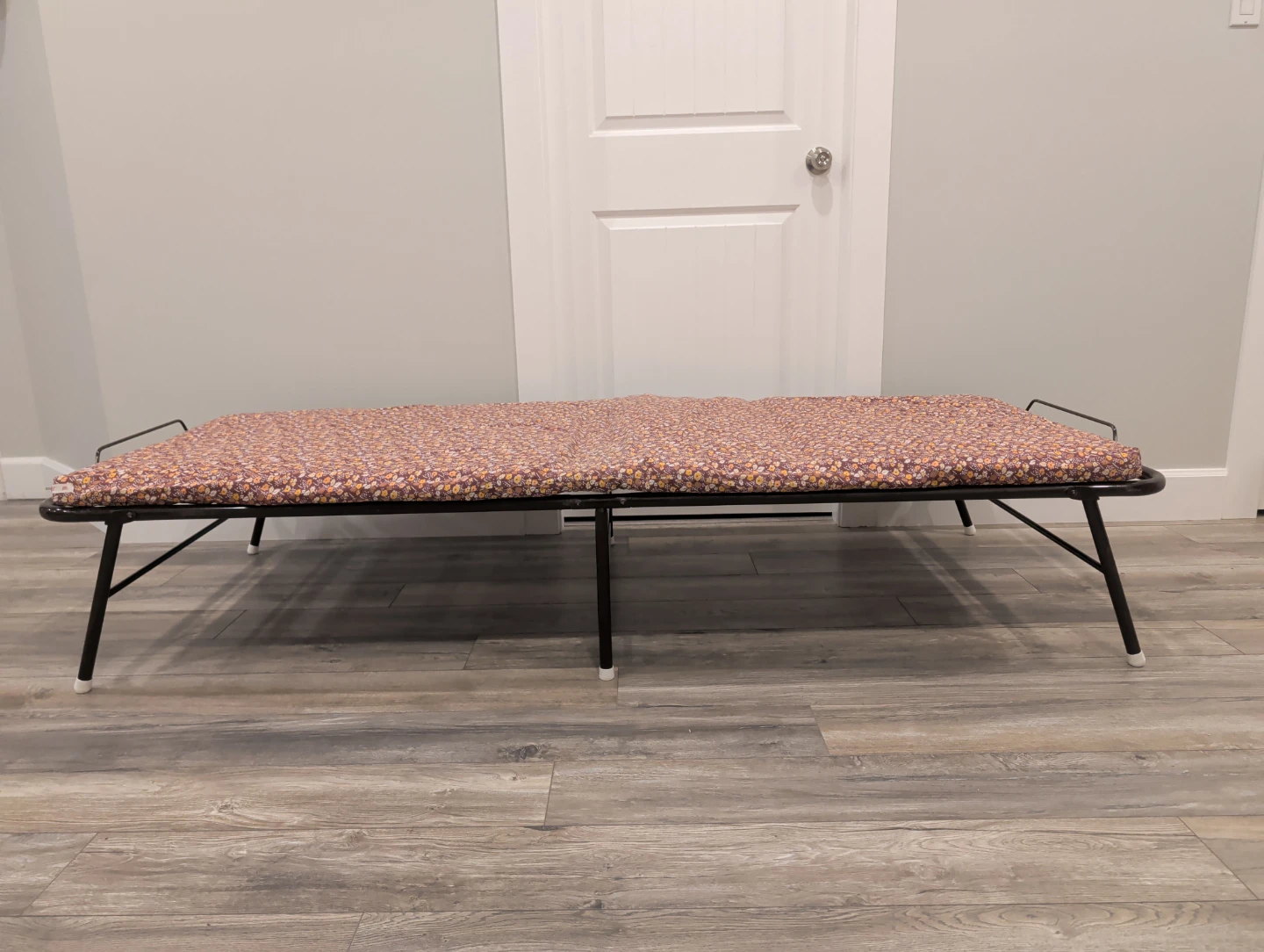 Vintage Swedish STRAM Folding Guest Bed / Cot (Made in Sweden)