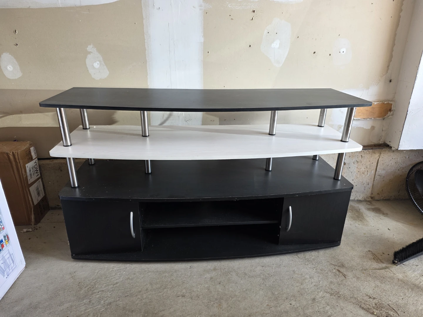 Best quality wooden tv table - never used looks like brand new