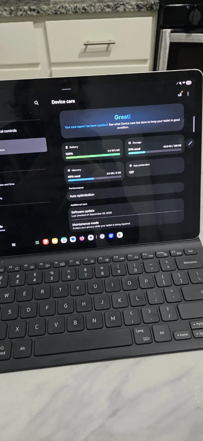 Samsung Galaxy Tab S8+ 128gb + magnetic folio keyboard