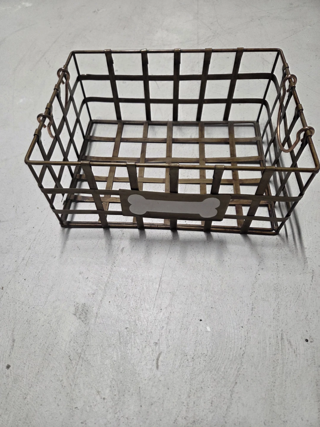 Metal wire storage basket - photo 3