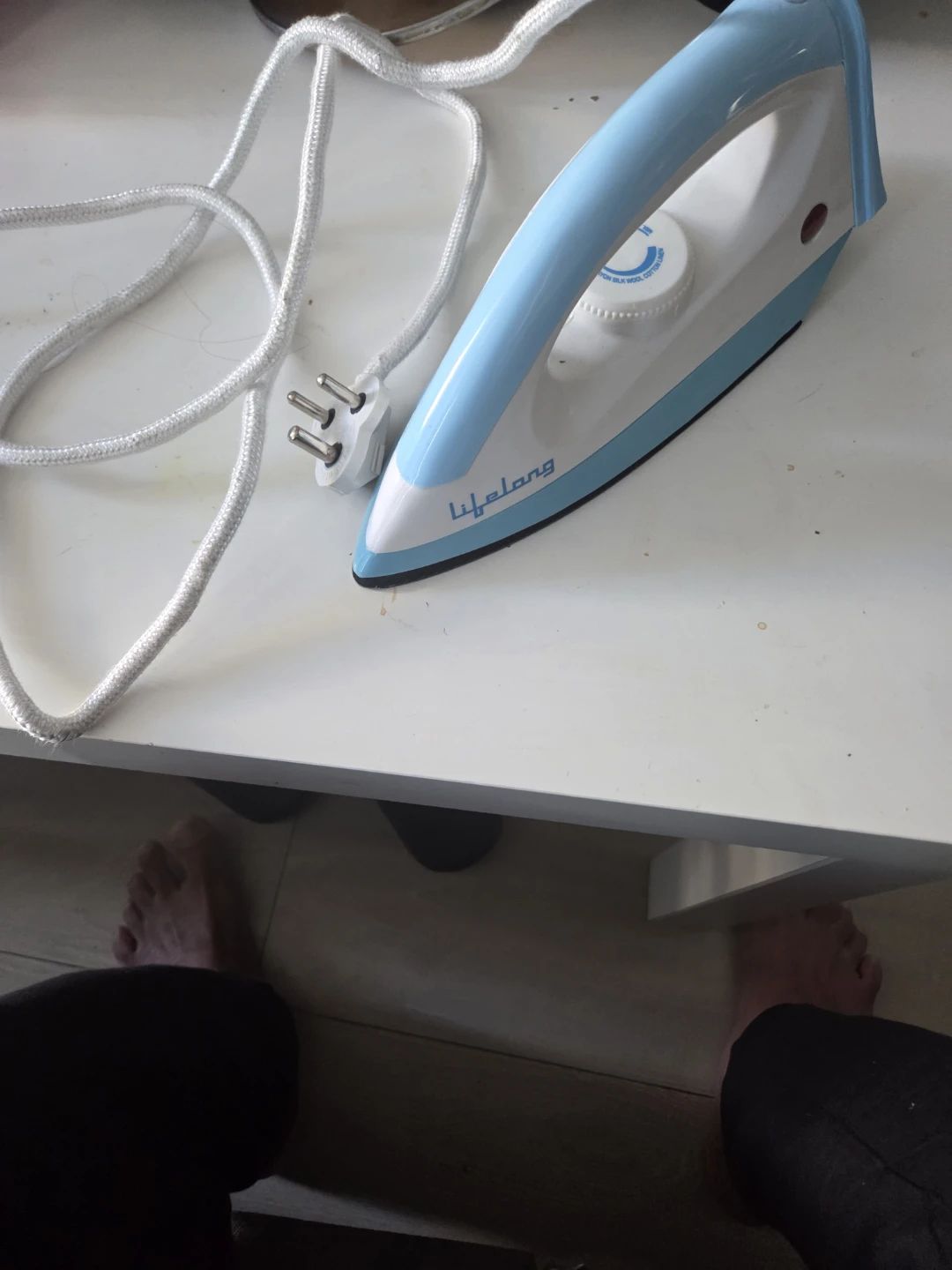 Lifelong Thermostatic Electric Iron - photo 2
