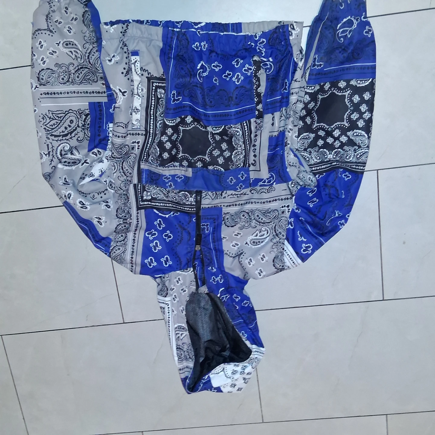 GGS-115 Bandana Print Windbreaker