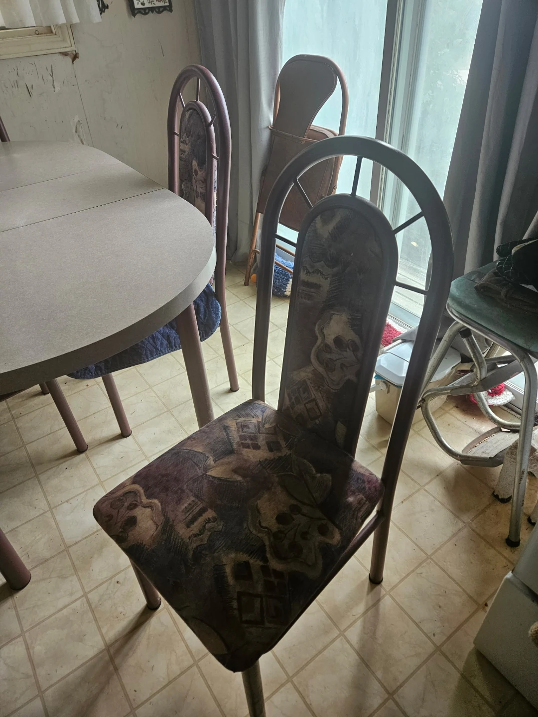 Kitchen/Dining table 4 chairs