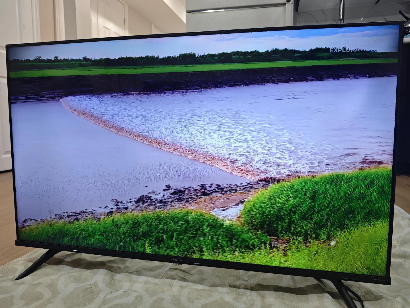 Hisense 43" 4K UHD Smart Android TV 43A68G - photo 4