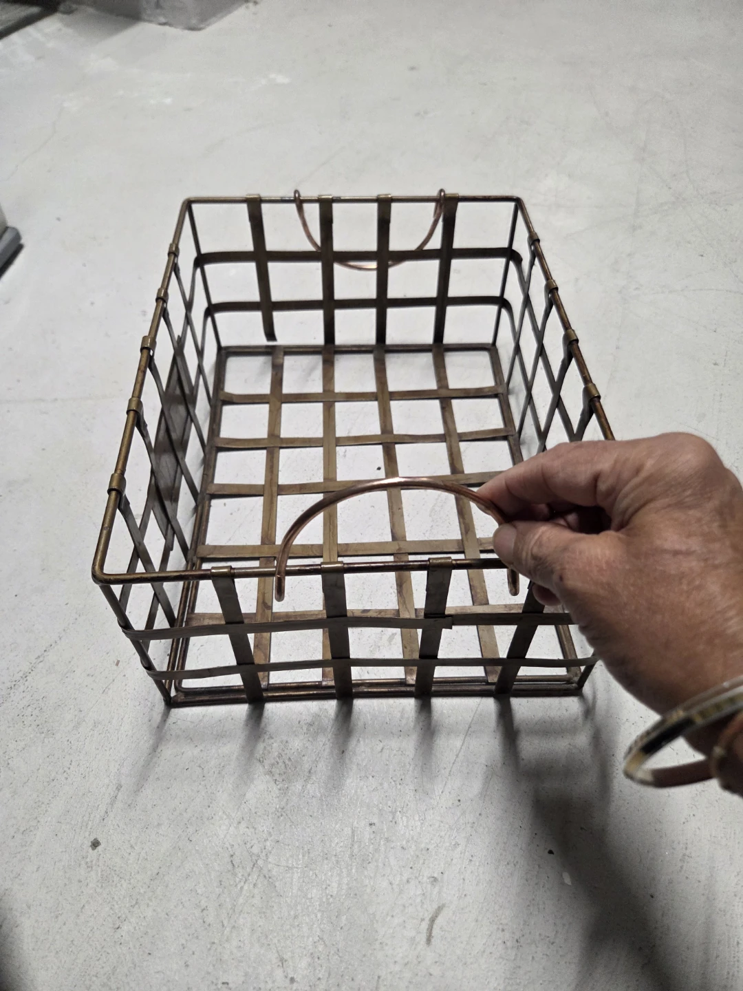 Metal wire storage basket - photo 5