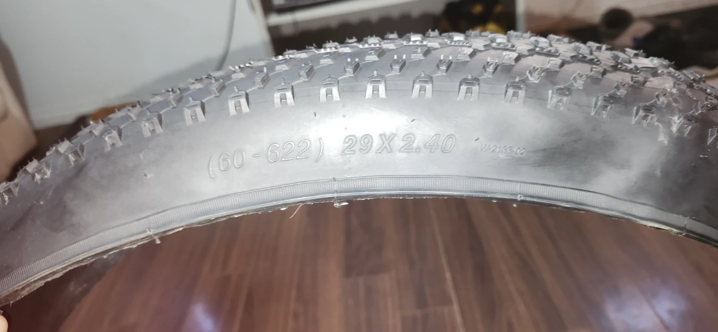 29 x 2.40 Mountain Bike Tire