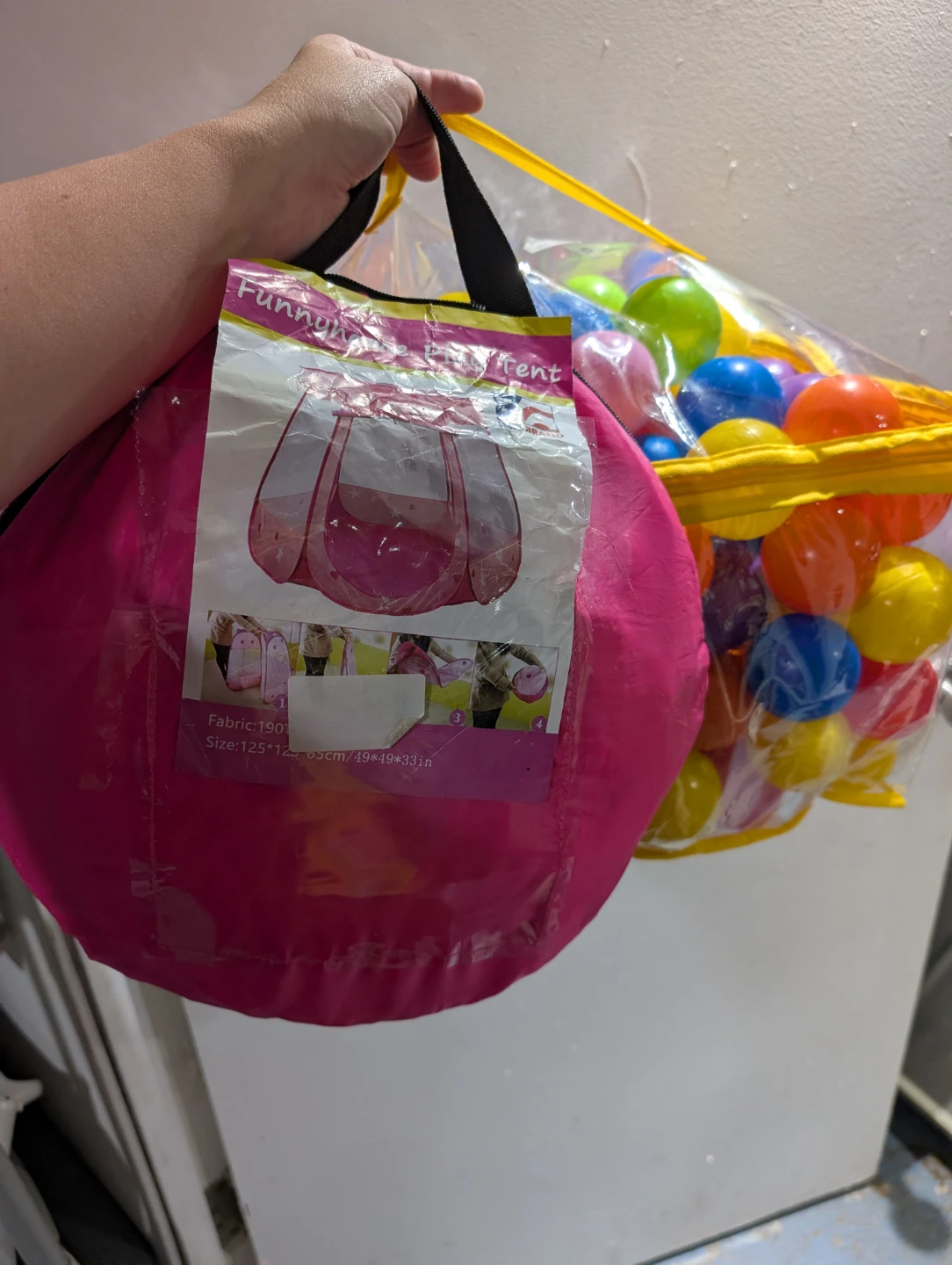 Funnyhome Children's Play Tent with Ball Pit Balls