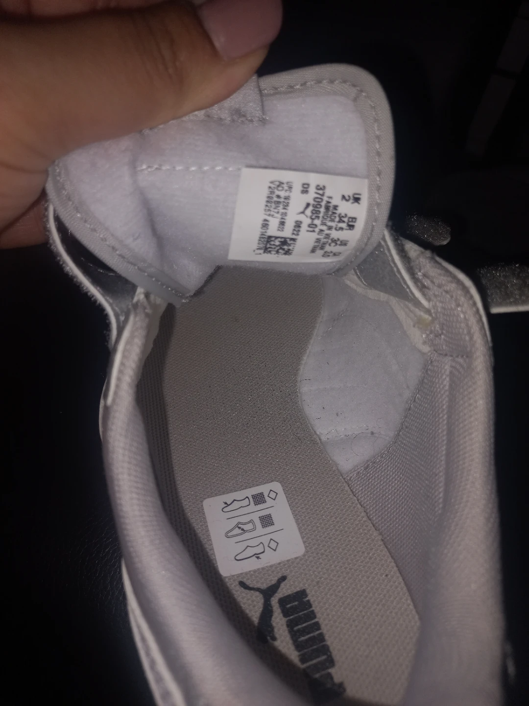 Puma Silver Glitter Velcro Kids Shoes Size 3C - photo 4