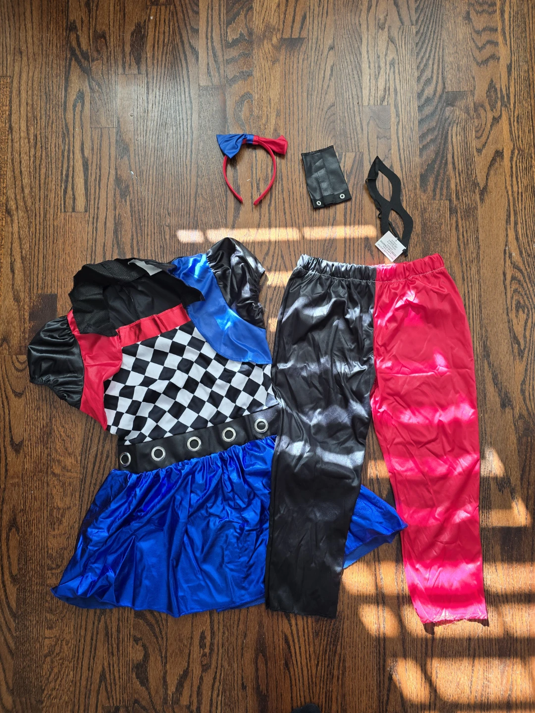 Harlequin Costume Youth XL (14-16) like New - photo 2