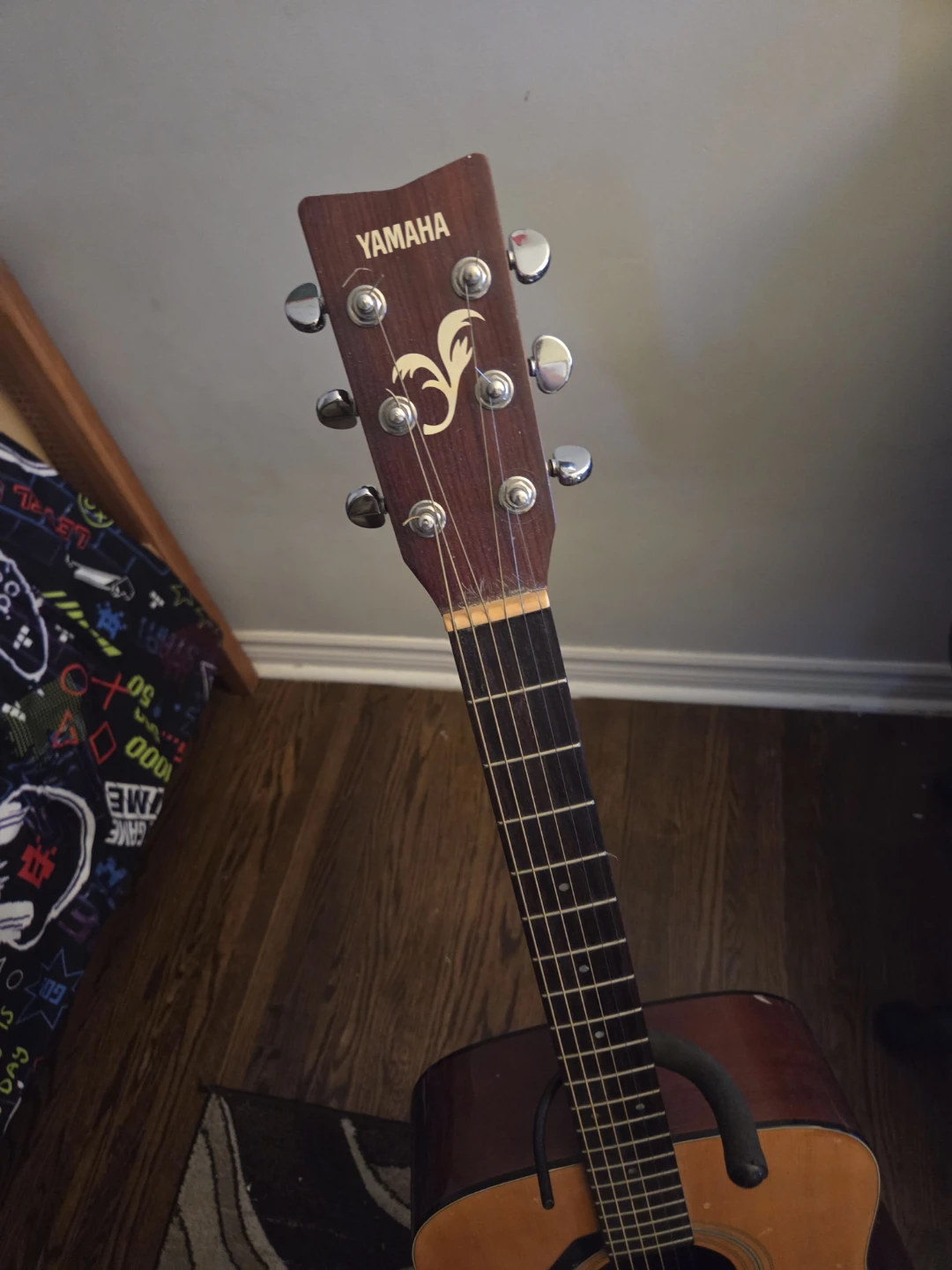 Yamaha Acoustic Guitar - photo 3