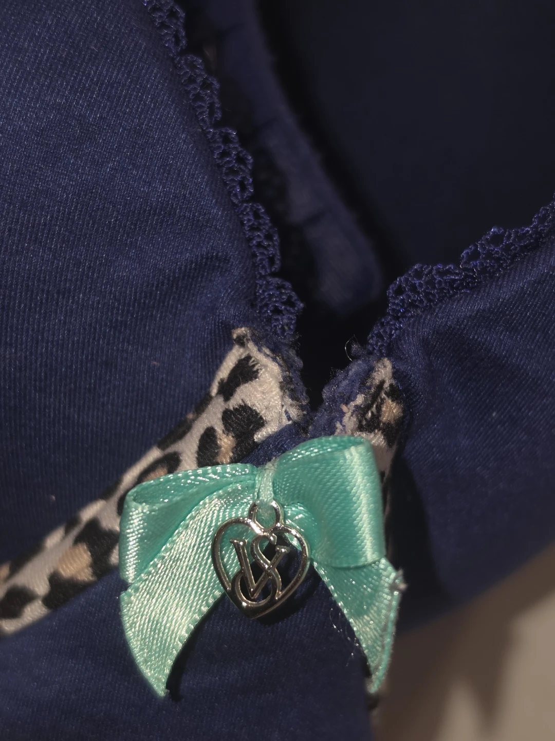 Dark Blue Victoria's Secret Bra 34C - photo 2