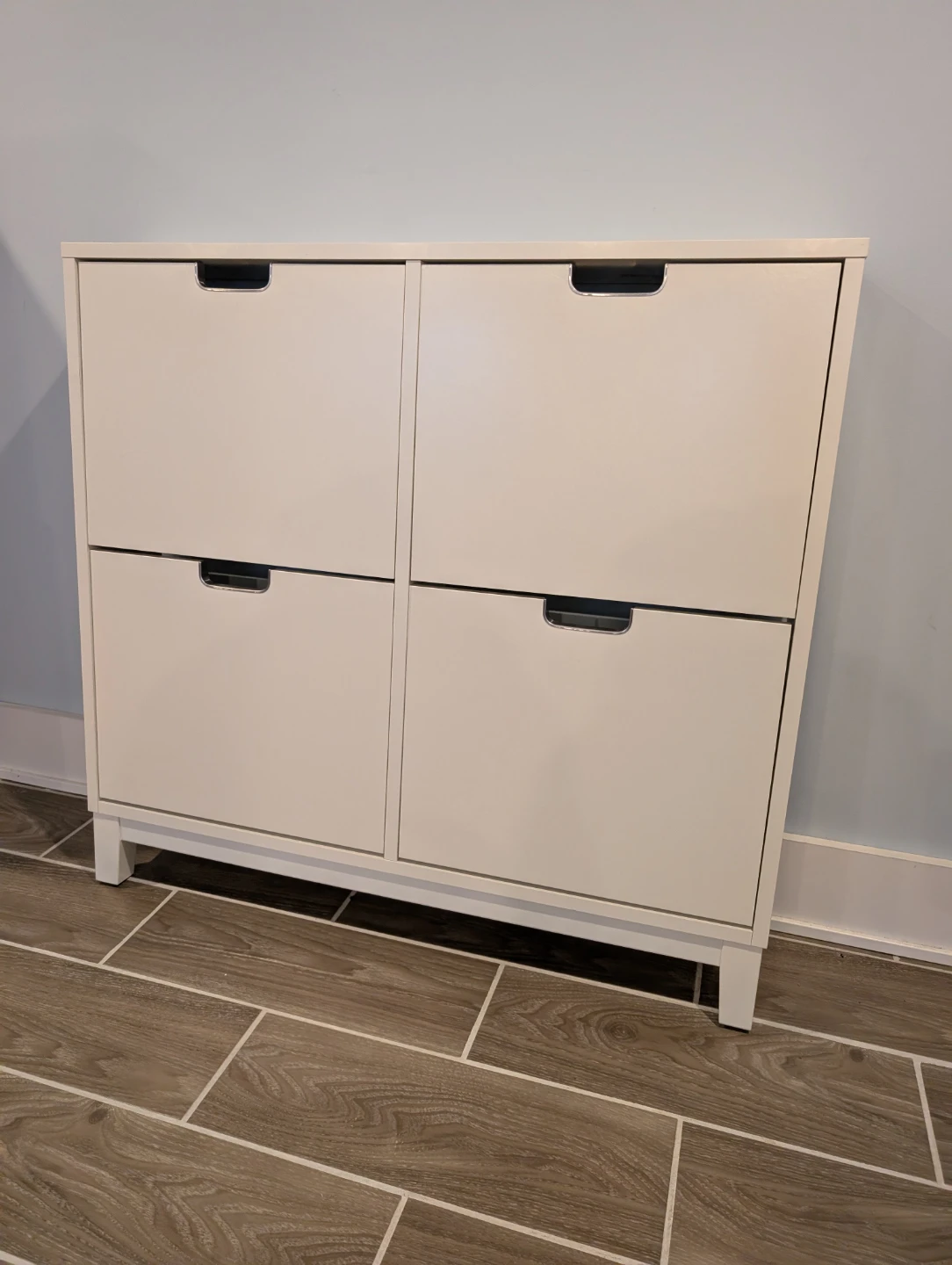 White 4-Compartment Shoe Cabinet