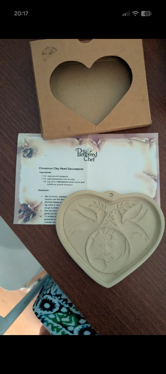 The Pampered Chef Heart Mold