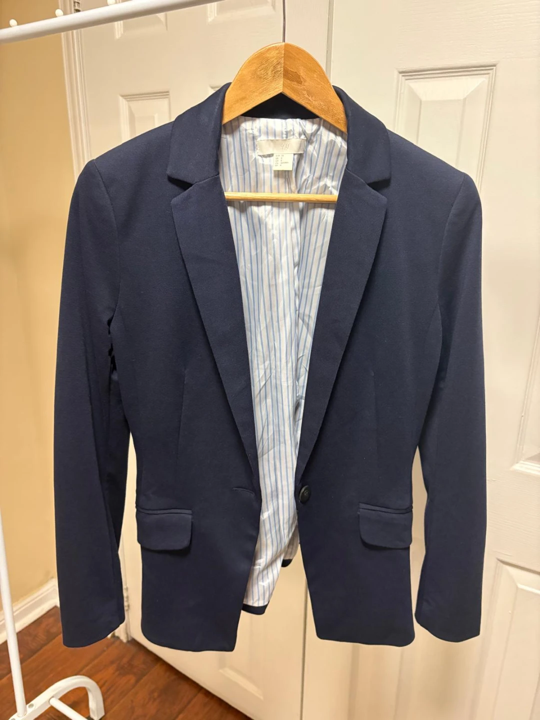 H&M Navy Blue Blazer Size 8