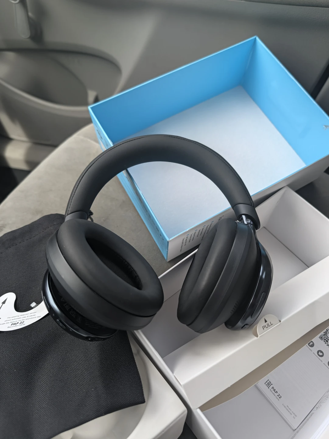BNIB - Soundcore Space One Noise Cancelling Headphones - photo 3