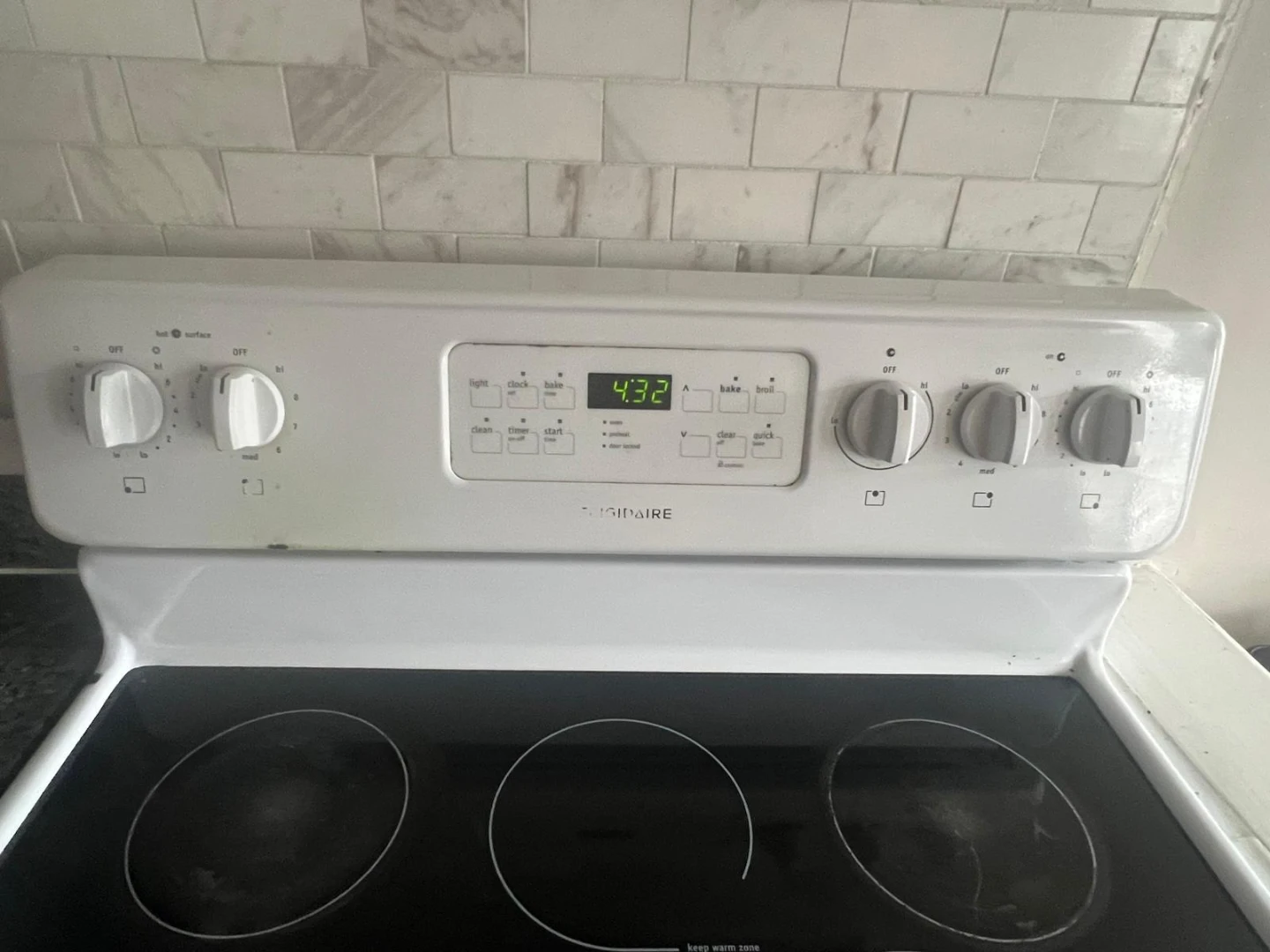 Frigidaire Electric Stove - photo 2