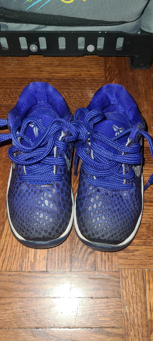 Nike Kobe Bryant Kids Basketball Shoes