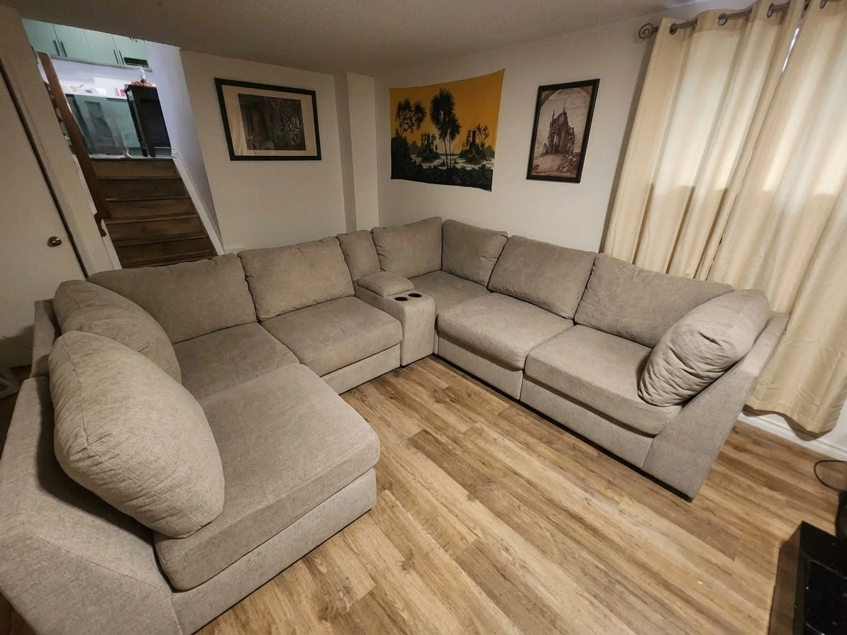 Modular sectional