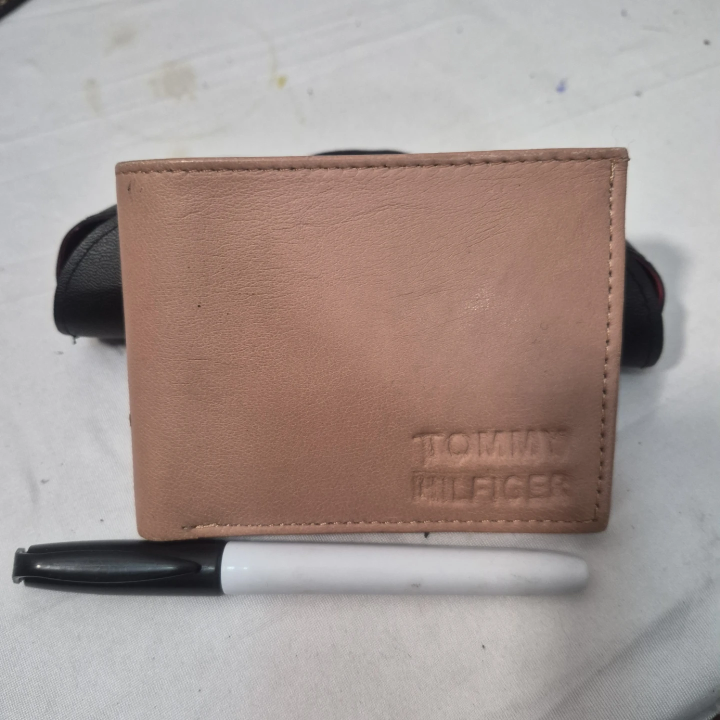 Tommy Hilfiger Bi-Fold Leather Wallet - photo 2