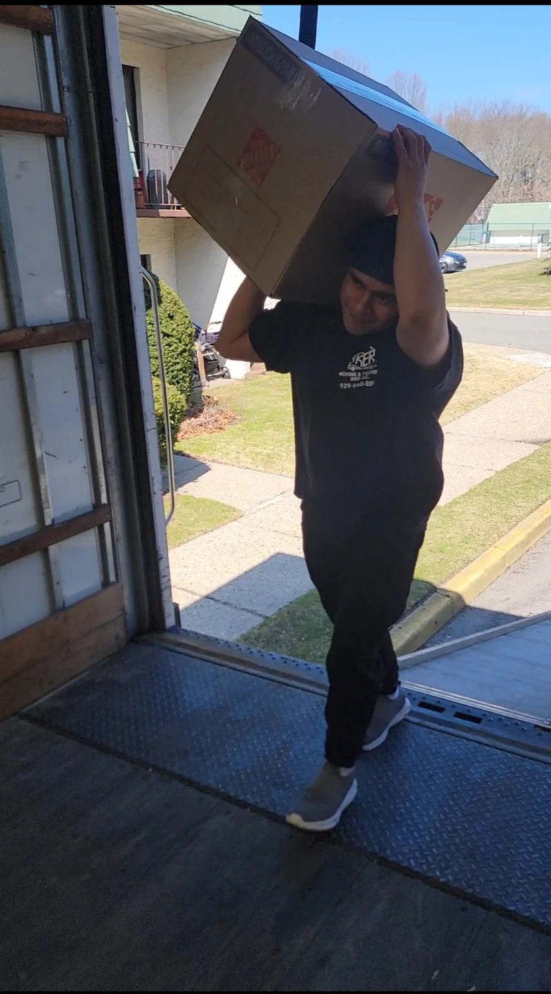 🚚💪 Moving and Delivery Services💪🚚