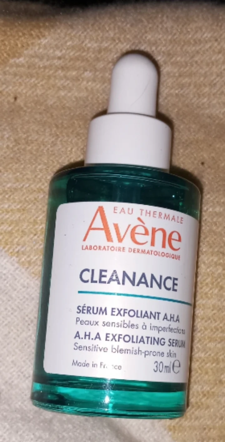 Avène Cleanance A.H.A Exfoliating Serum