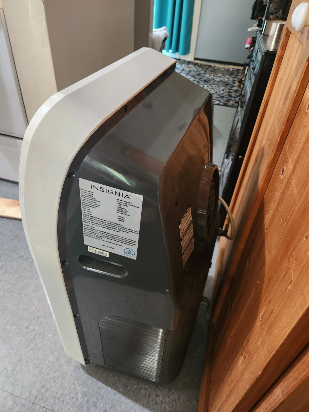 3 IN 1 - DEHUMIDIFIER, 10 000 BTU AIR CONDITIONER, FAN, HOSE - photo 2